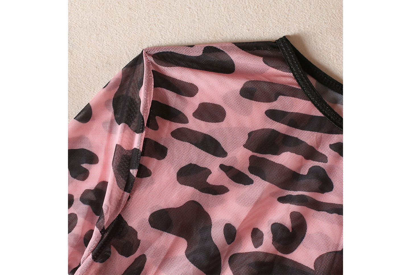 **Leopard Print Seamless Breathable Long-Sleeved Sexy Lingerie Set**