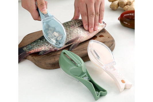 Household fish scaler with lid