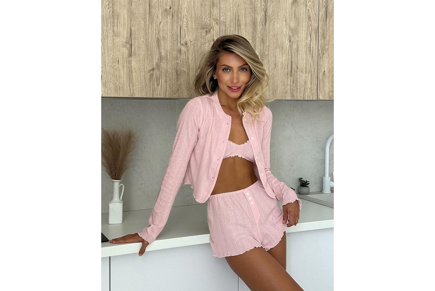 **Autumn Knitted Long-Sleeved Cardigan