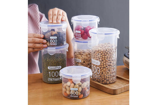 Sealed storage can set
