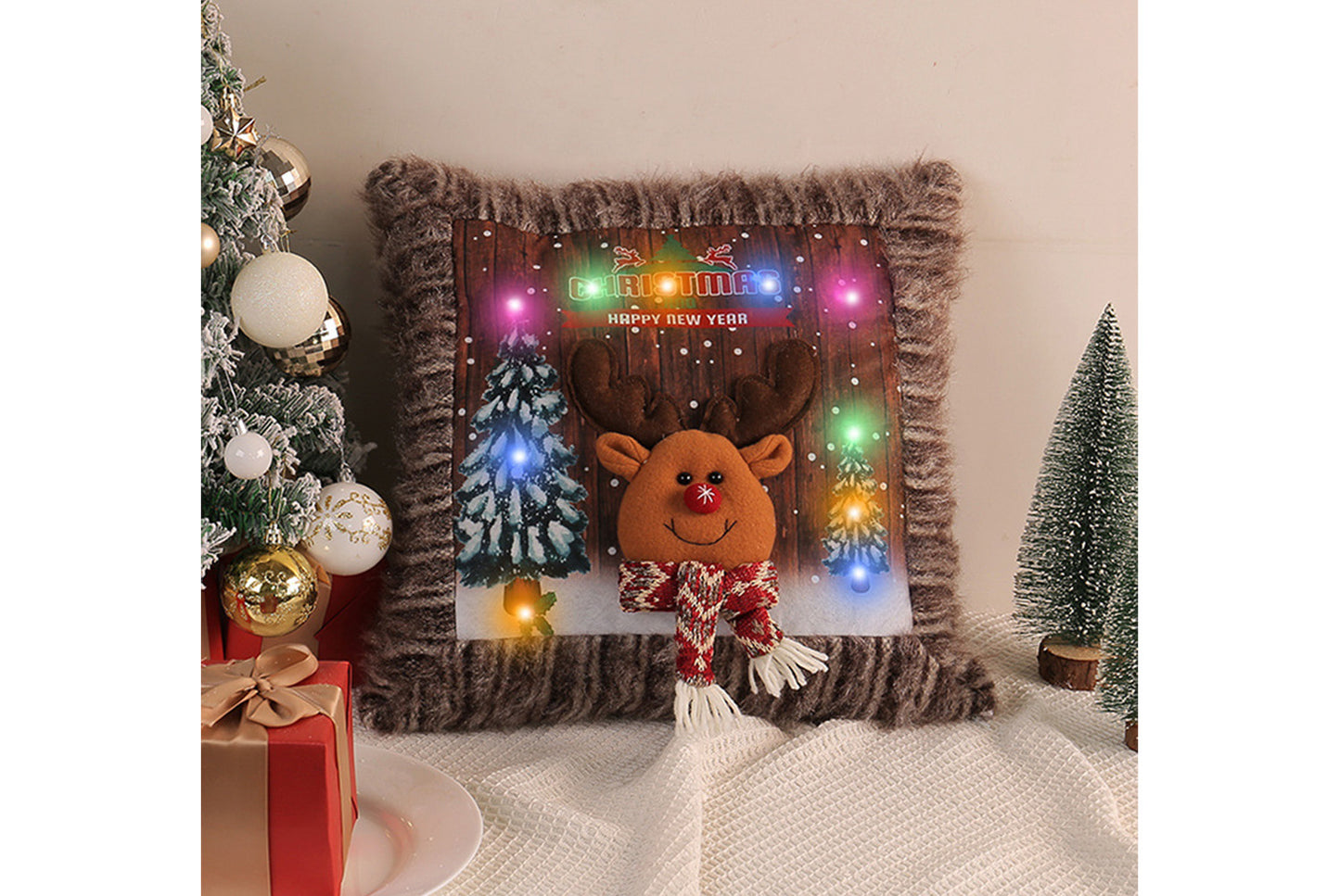 **Plush Luminous Christmas Pillow - Festive Sofa Cushion**