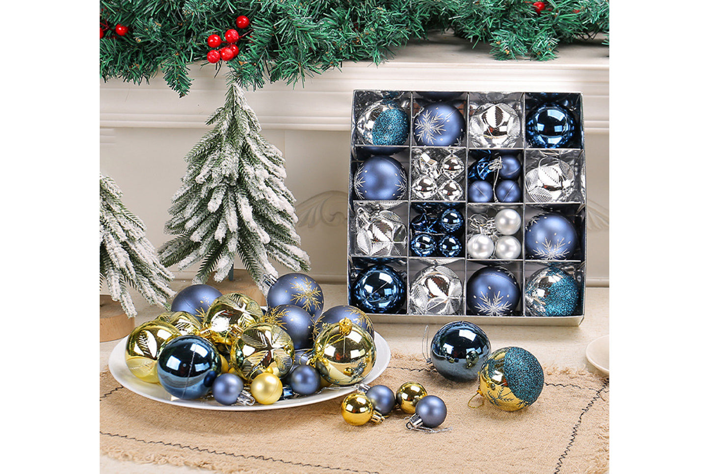 *Electroplating Shaped Christmas Ball Pendant