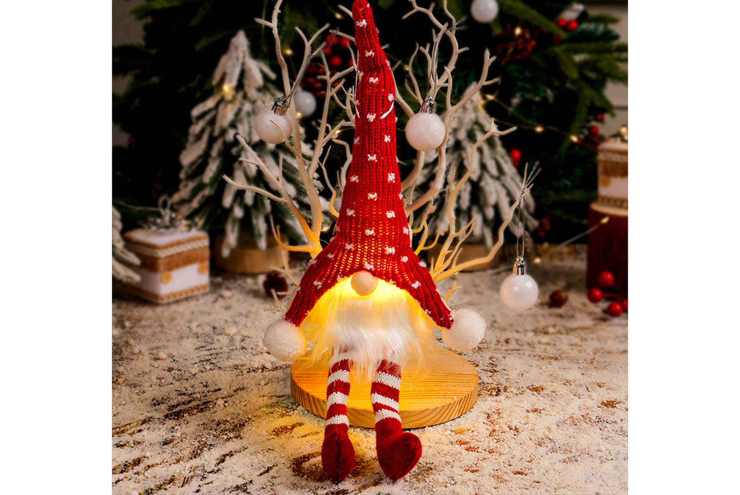 Christmas Forest Old Man Pendant - Knitted Hat Seated Faceless Doll Decoration