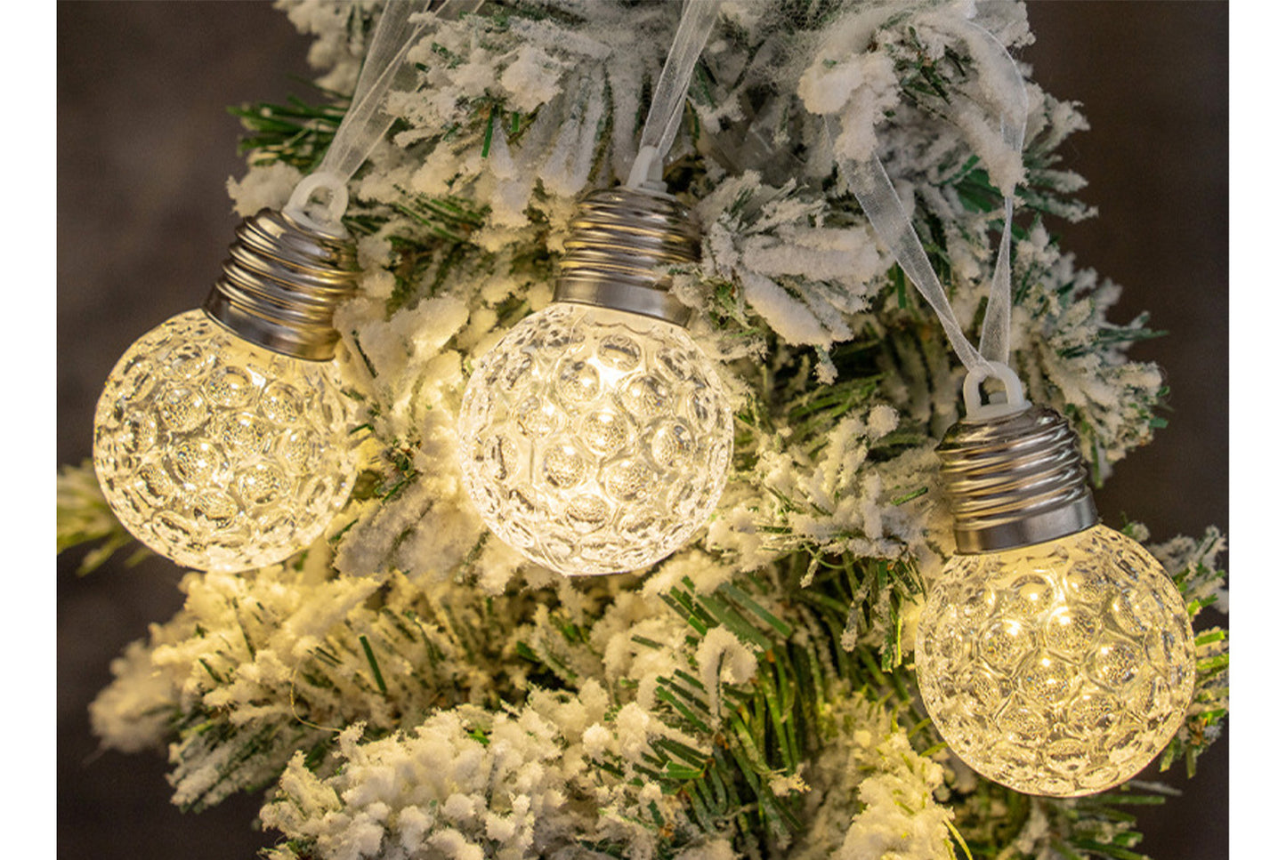 **LED Light-Up Crystal Ball Light - Festive Night Light**