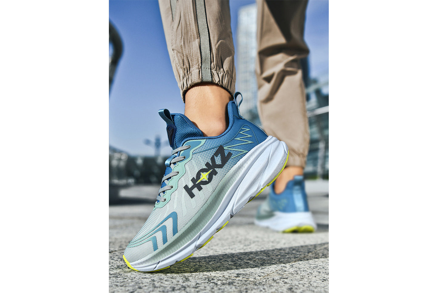 Flyknit Mesh Breathable Running Shoes