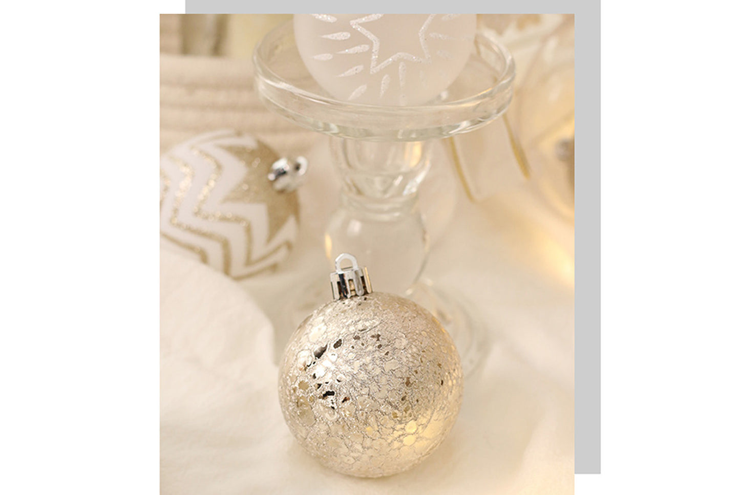 16-Piece Champagne Gold and White Christmas Ball Decoration Set