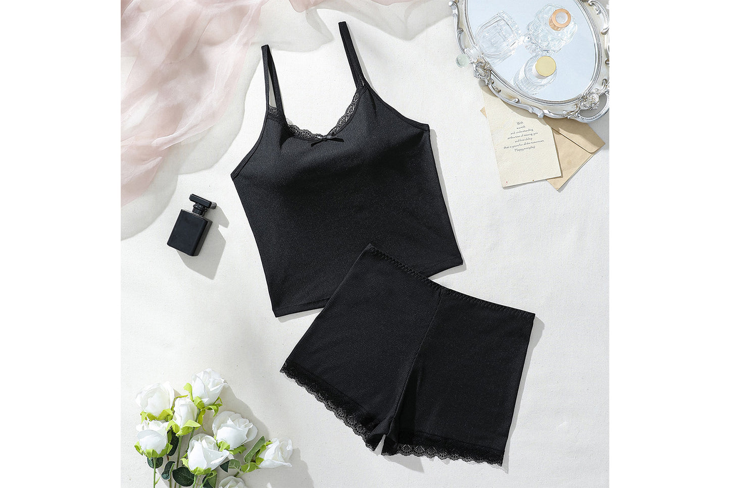 **Sexy and Versatile Suspender Set, Slim-Fitting Short Lace Bra**