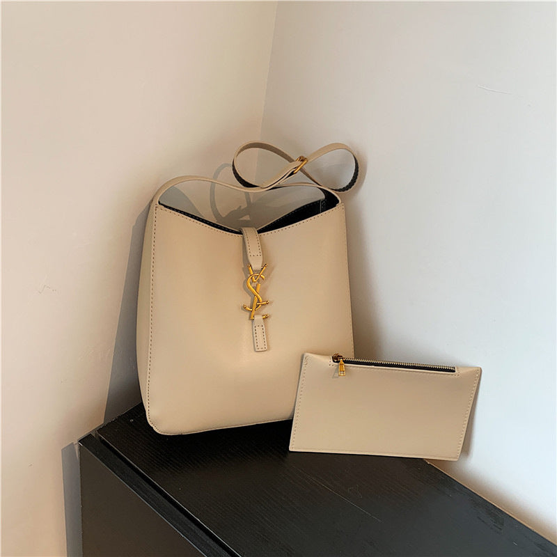 # Trendy Large-Capacity Bucket Bag (Shoulder/Crossbody)