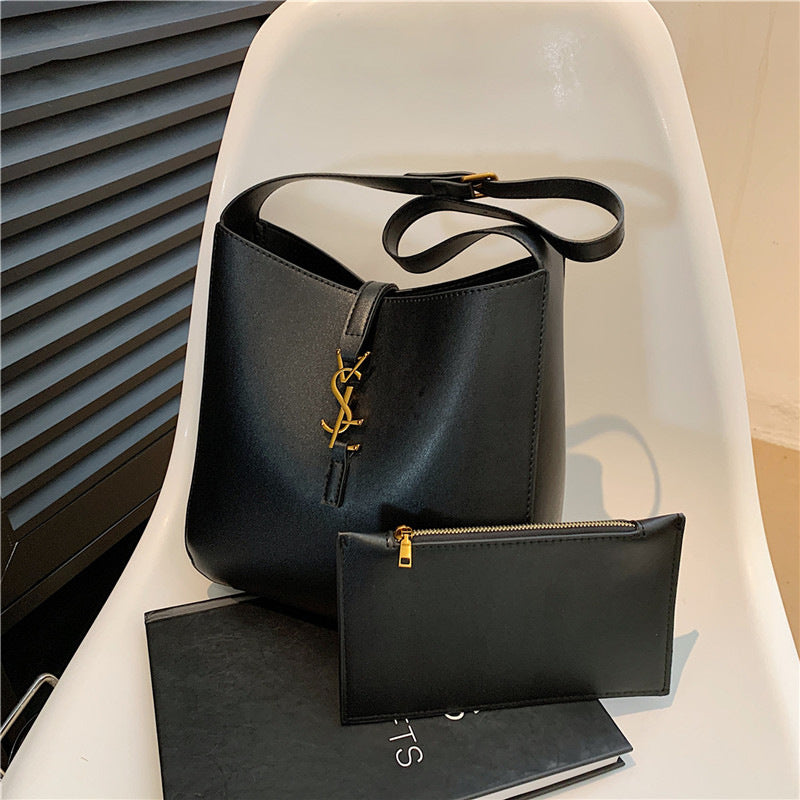 # Trendy Large-Capacity Bucket Bag (Shoulder/Crossbody)