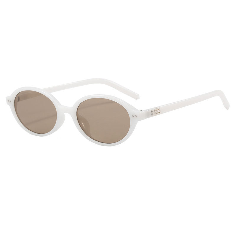 **Women's Brown Oval Frame Sunglasses with UV Protection**