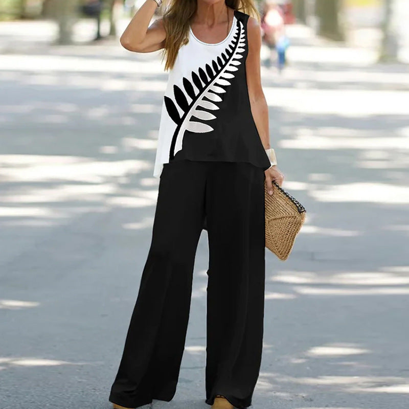 # Women's Printed Sleeveless High-Waisted Two-Piece Set